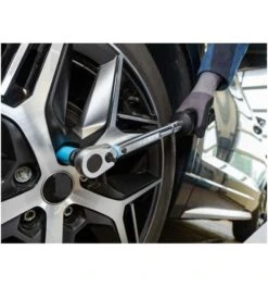 Hazet Drehmoment-Schlüssel, Nm Min-max: 20 - 120 Nm, Toleranz: 2%, Vierkant Massiv 12,5 Mm (1/2"), Art.Nr. 6121-1CT -Werabahco Verkaufe hazet drehmoment schluessel 1472180 czm